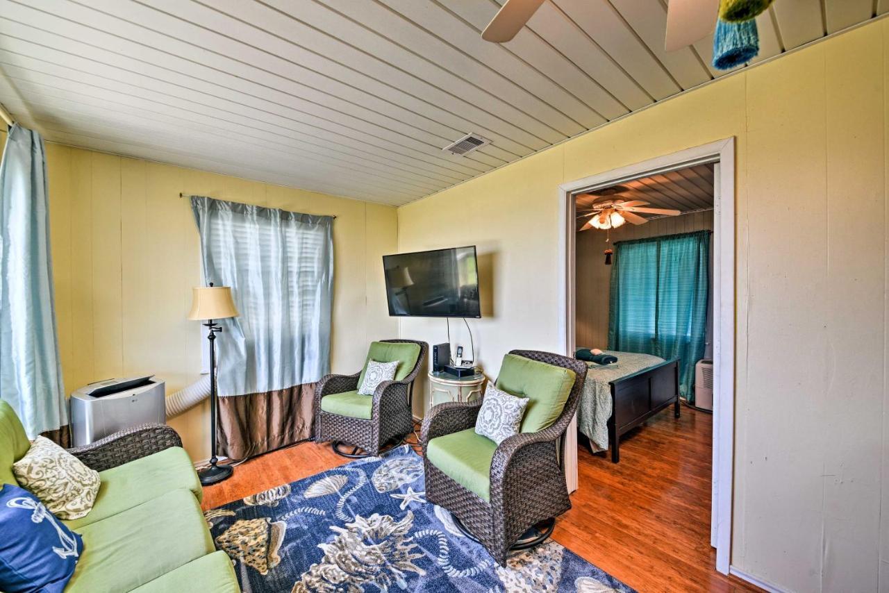 Galveston Beach House With Private Deck And Gulf Views Ngoại thất bức ảnh